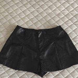 Forever 21 Black High Waist Women's Shorts